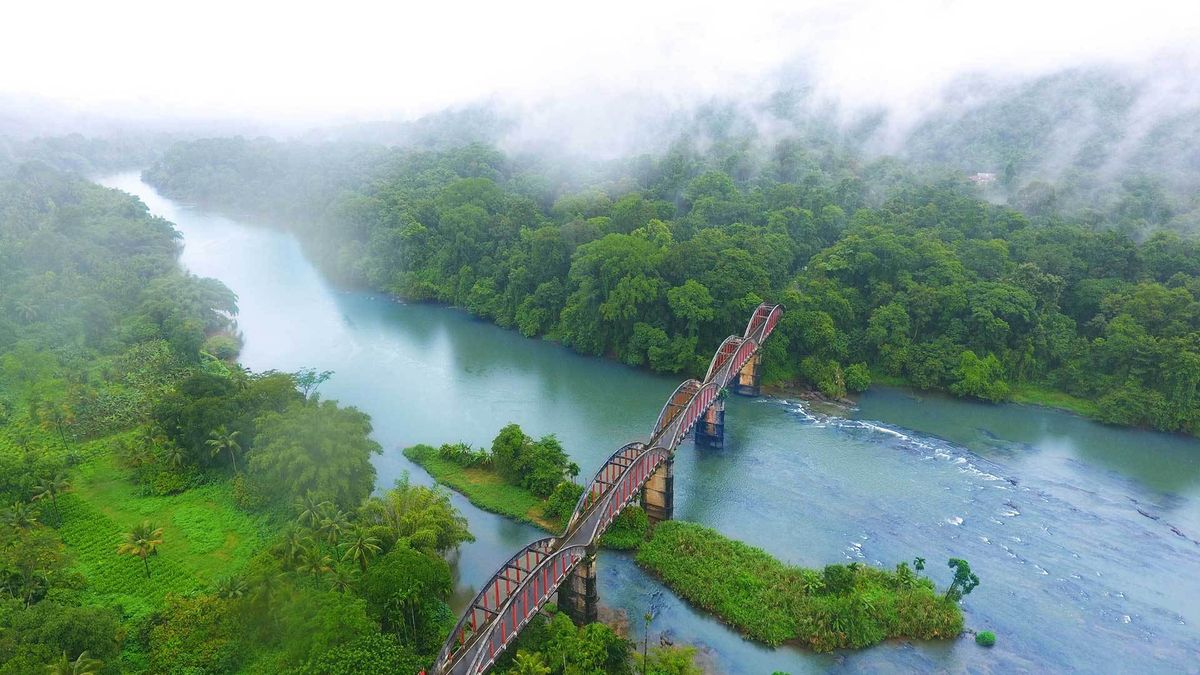Cheeyappara & Valara Waterfalls - photo